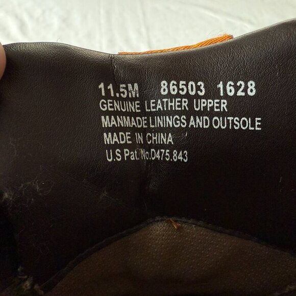 Kenneth Cole Reaction Suede Chucka Boots